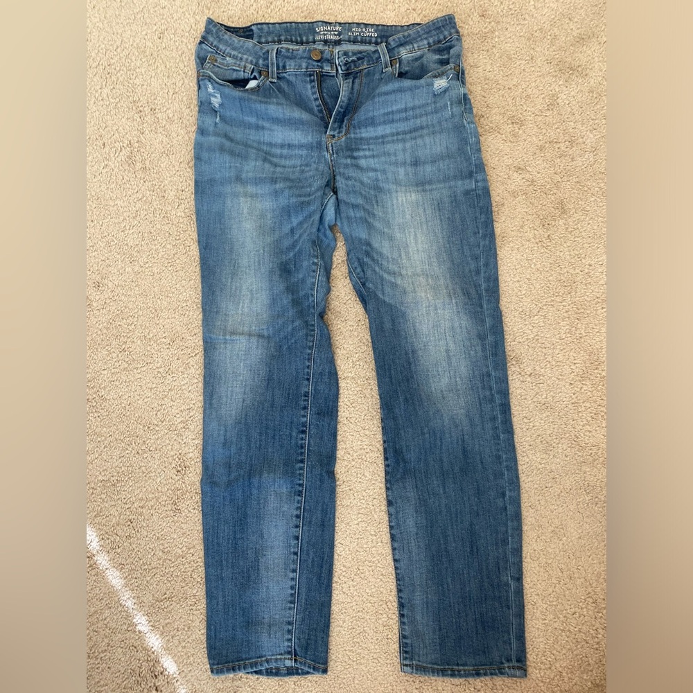 Signature Levi and Strauss mid rise slim cuffed jeans